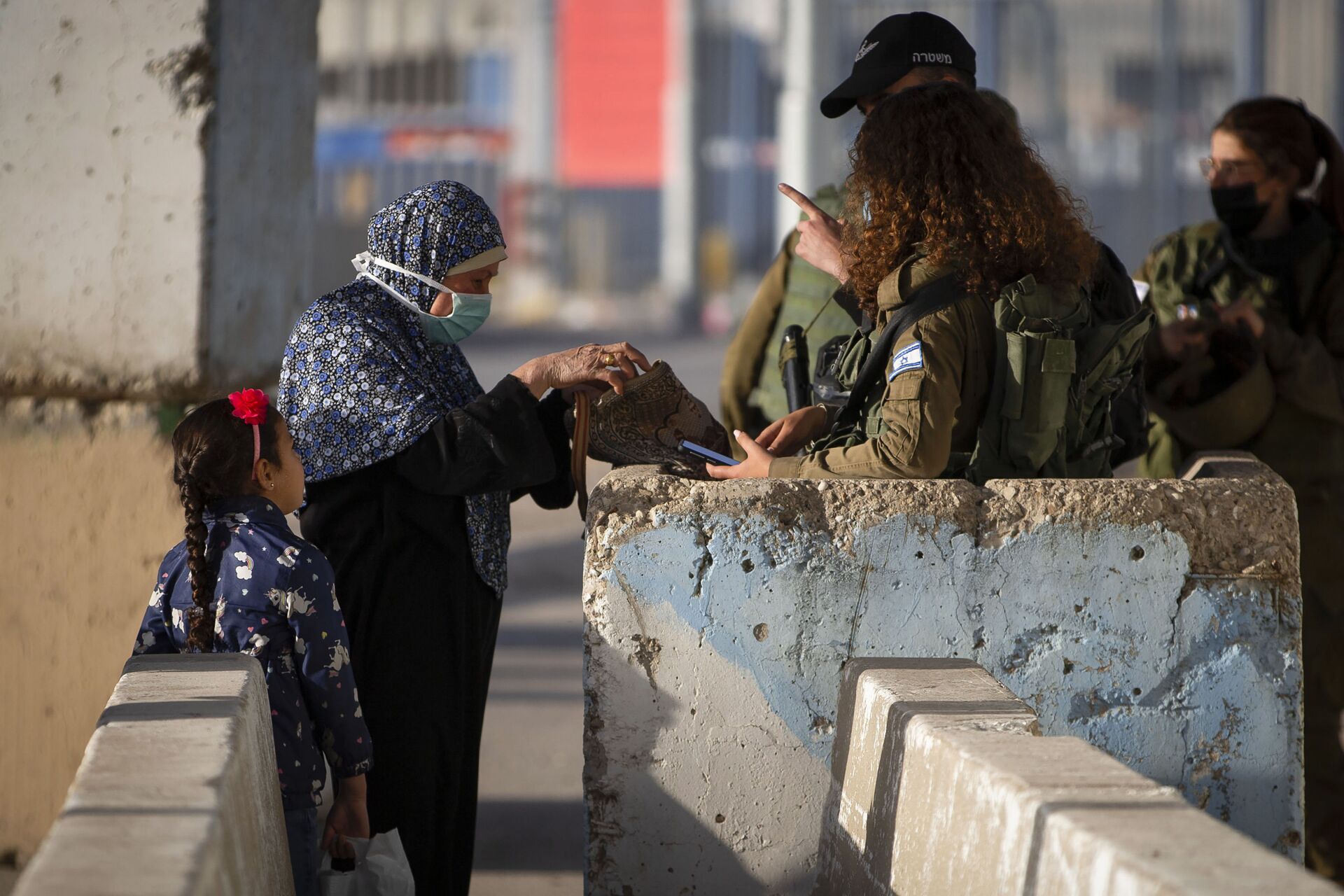 Democracia em território ocupado: adiamento de eleições palestinas é vitória para Israel? Democracia em território ocupado: adiamento de eleições palestinas é vitória para Israel? - Sputnik Brasil, 1920, 05.05.2021