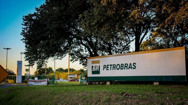 Refinaria Alberto Pasqualini (Refap), da Petrobras, na cidade de Canoas (RS) (foto de arquivo) - Sputnik Brasil