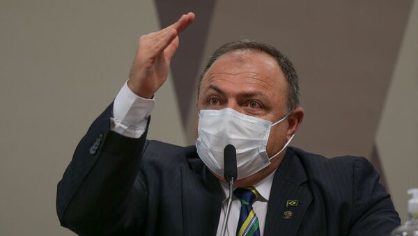 O ex-ministro da Saúde Eduardo Pazuello durante depoimento à CPI da Covid em Brasília - Sputnik Brasil