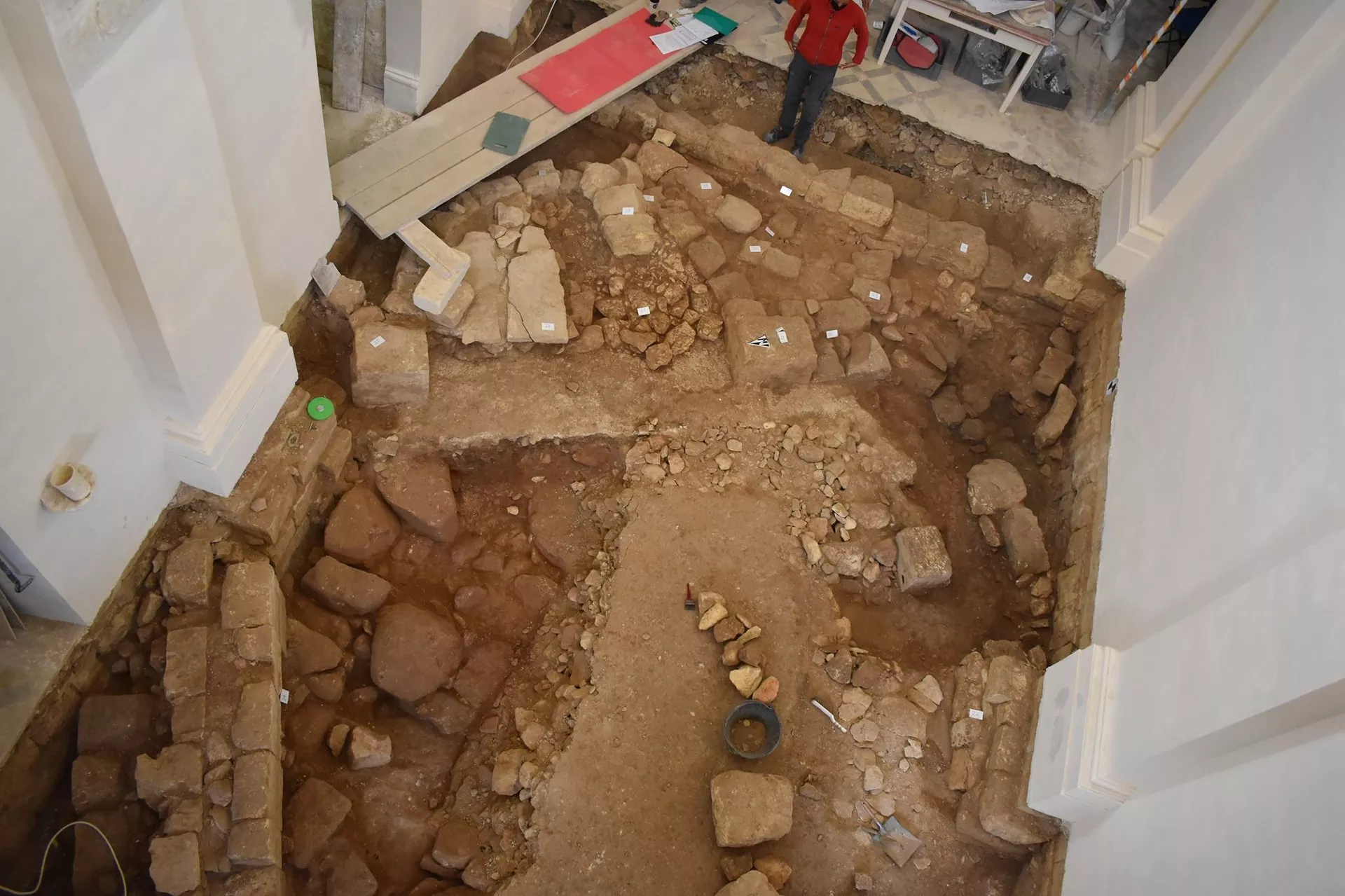 Arqueólogos acham capela medieval debaixo de igreja barroca em Malta (FOTOS) Arqueólogos acham capela medieval debaixo de igreja barroca em Malta (FOTOS) - Sputnik Brasil, 1920, 25.05.2021