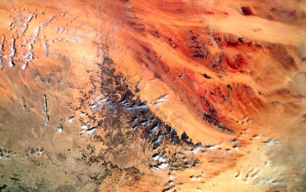 Vista a partir do espaço da formação geológica conhecida como Olho do Saara, localizada na África Ocidental - Sputnik Brasil