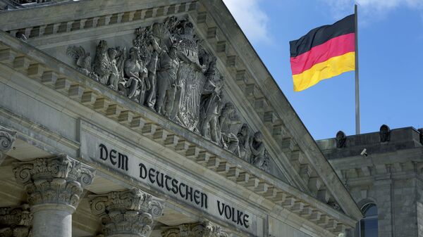 Bandeira da Alemanha no Bundestag, o Parlamento federal alemão, em 19 de maio de 2021 - Sputnik Brasil