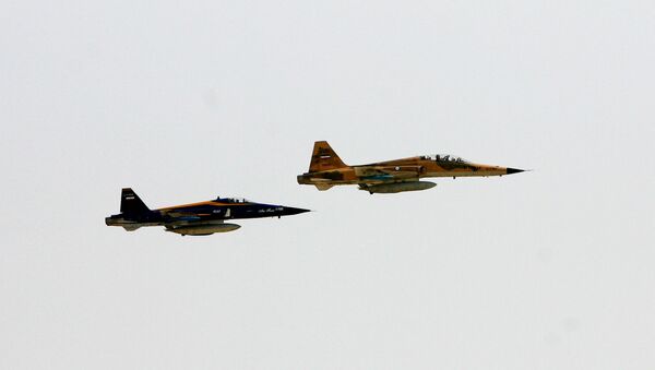 Caças F-5 da Força Aérea iraniana - Sputnik Brasil