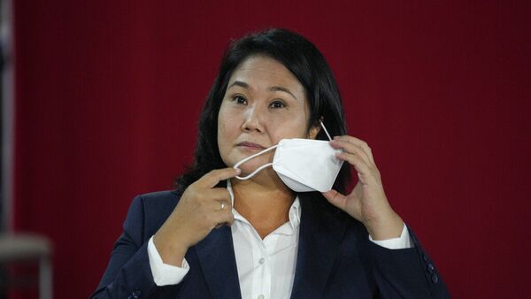 A candidata presidencial Keiko Fujimori durante entrevista coletiva em Lima, Peru - Sputnik Brasil