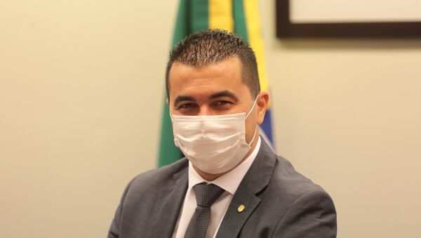 Deputado federal Luis Miranda (DEM-DF) na Câmara dos Deputados, em Brasília (DF). Foto de arquivo - Sputnik Brasil
