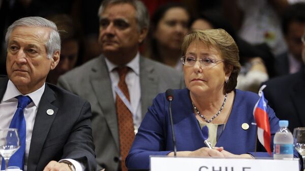 A ex-presidente do Chile, Michelle Bachelet, na Cúpula do Mercosul de 2015, em Luque, Paraguai (foto de arquivo) - Sputnik Brasil