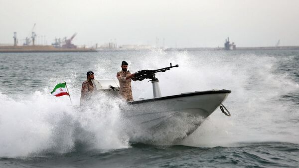 Embarcação da Marinha iraniana - Sputnik Brasil