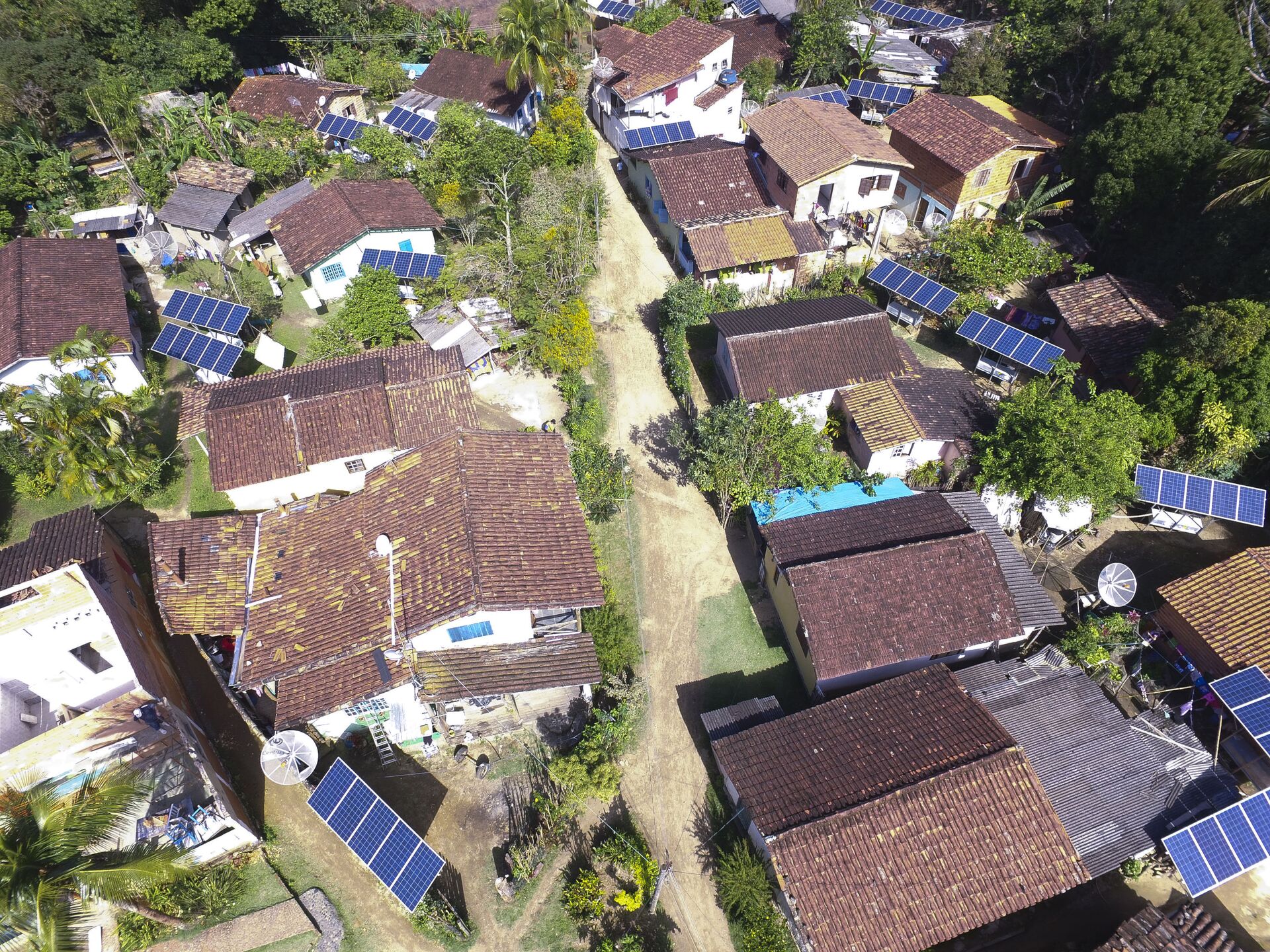 Energia fotovoltaica no Brasil: o que esperar dessa alternativa para o sistema elétrico brasileiro? - Sputnik Brasil, 1920, 03.08.2021