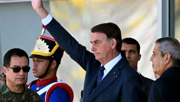 Presidente Jair Bolsonaro durante desfile militar em frente do Palácio do Planalto, Brasília, 10 de agosto de 2021 - Sputnik Brasil