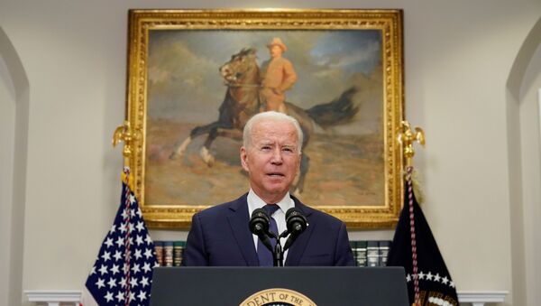 O presidente dos EUA, Joe Biden, fala sobre o furacão Henri e a evacuação do Afeganistão na Sala Roosevelt da Casa Branca em Washington, D.C., EUA, em 22 de agosto de 2021 - Sputnik Brasil