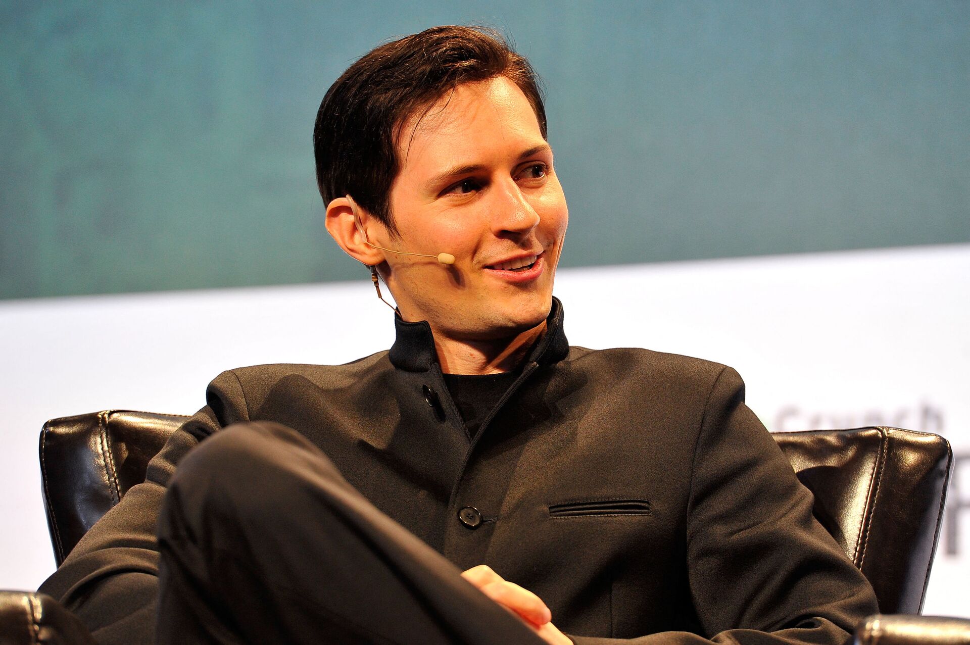 Pavel Durov, CEO do Telegram, fala no palco do TechCrunch Disrupt, em San Francisco, nos EUA, em 20 de setembro de 2015 (foto de arquivo) - Sputnik Brasil, 1920, 27.12.2021