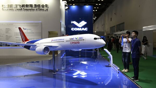 Protótipo do avião de fuselagem larga russo-chinês CR929 - Sputnik Brasil