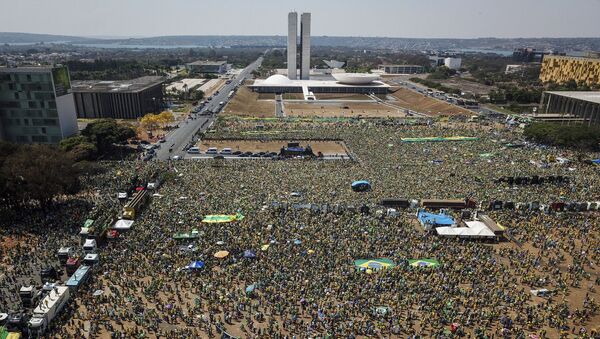 Vista aérea da manifestação em apoio ao presidente Jair Bolsonaro (sem partido) em Brasília, em 7 de setembro de 2021 - Sputnik Brasil