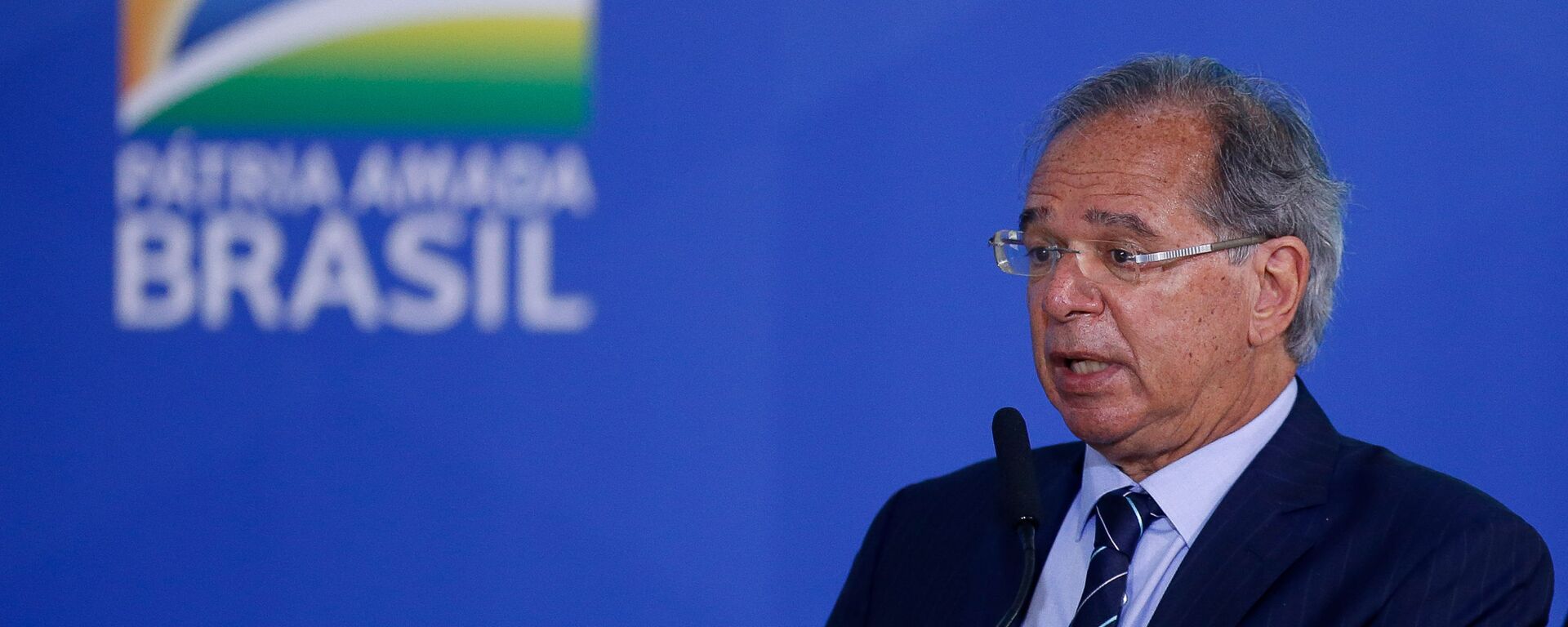 Ministro da Economia, Paulo Guedes, durante cerimônia de Lançamento de Autorizações Ferroviárias, no Palácio do Planalto, em 2 de setembro de 2021 - Sputnik Brasil, 1920, 01.02.2022