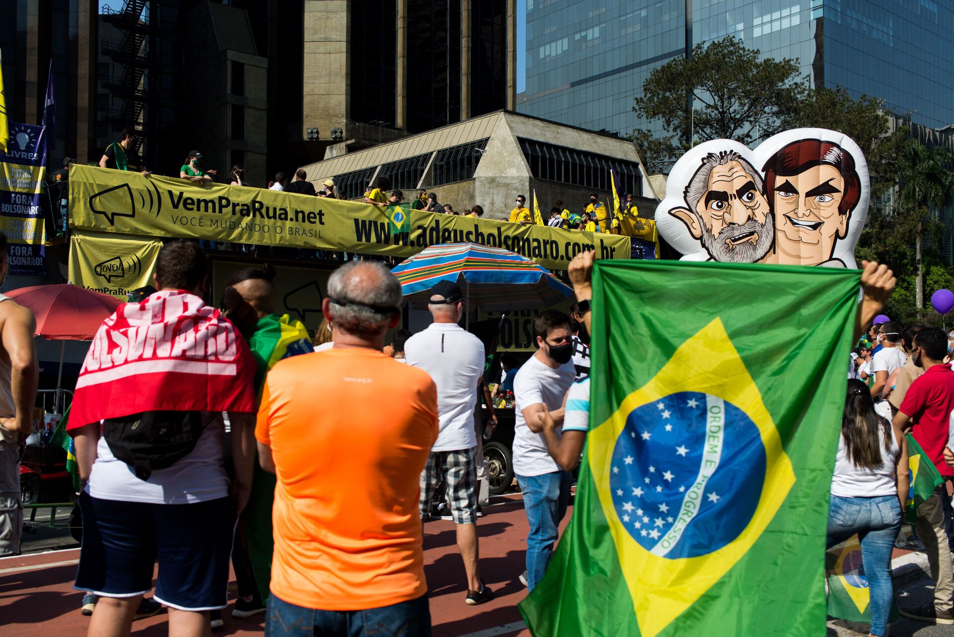 Manifestantes protestaram na Avenida Paulista, em São Paulo, 12 de setembro de 2021 - Sputnik Brasil, 1920, 09.11.2021