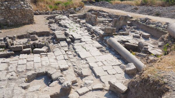 Complexo de templos do período romano descoberto na cidade de Tiro no Líbano - Sputnik Brasil