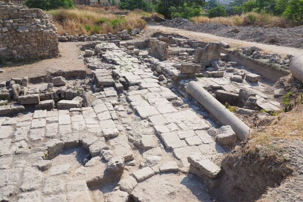 Complexo de templos do período romano descoberto na cidade de Tiro no Líbano. - Sputnik Brasil