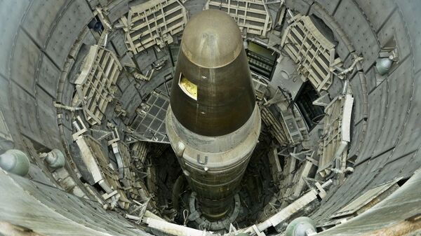 Míssil balístico intercontinental (ICBM, na sigla em inglês) nuclear Titan II desativado em silo no estado do Arizona, nos EUA (foto de arquivo) - Sputnik Brasil