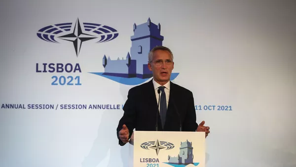 Secretário-Geral da OTAN, Jens Stoltenberg, fala durante 67ª Assembleia Parlamentar da OTAN, em Lisboa, Portugal, em 11 de outubro de 2021 - Sputnik Brasil