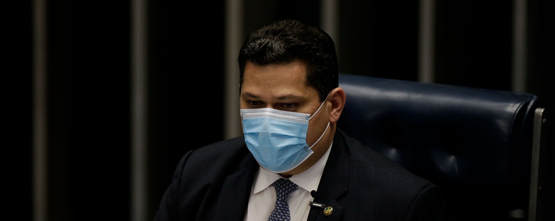 Senador Davi Alcolumbre (DEM-AP) durante sessão plenária do Senado Federal, em Brasília - Sputnik Brasil, 1920, 29.10.2021