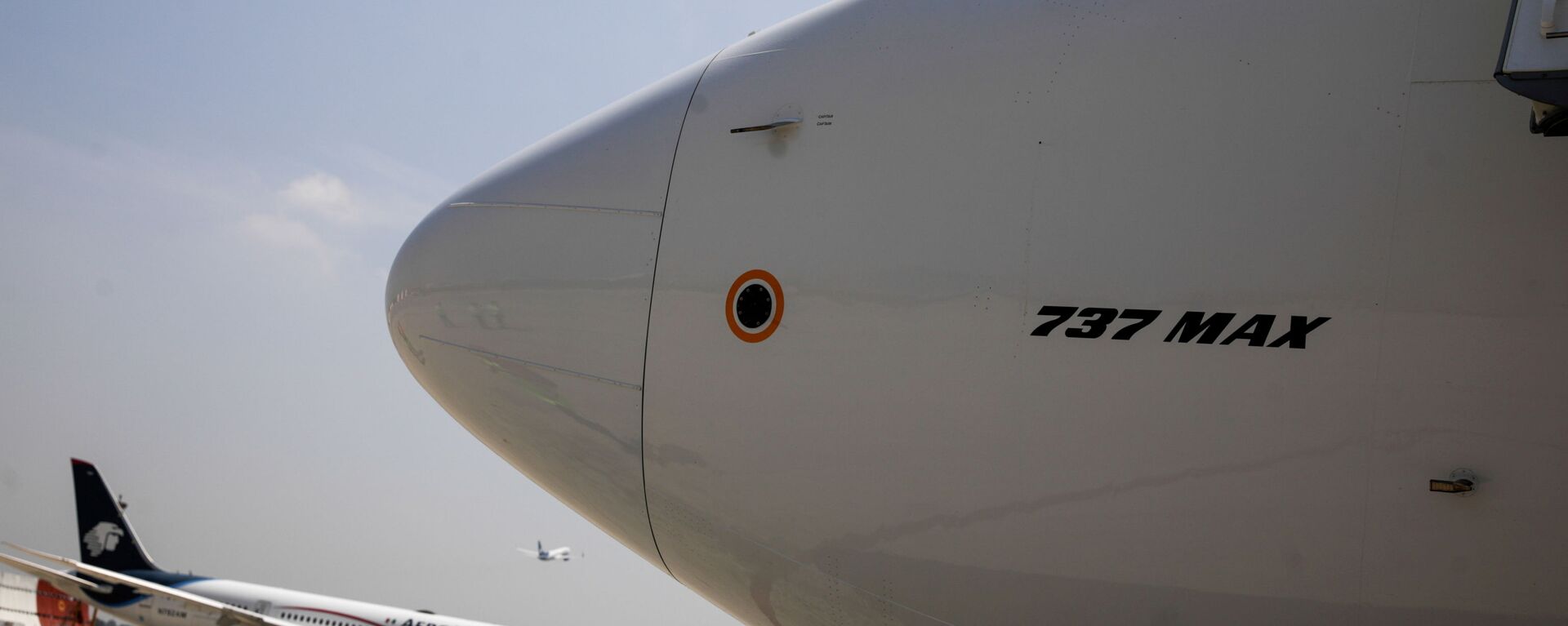 Uma cabine de pilotagem de um Boeing 737 MAX 9 da Aeromexico é retratada no aeroporto Internacional Benito Juarez, na Cidade do México, México, em 14 de julho de 2021 - Sputnik Brasil, 1920, 28.12.2021