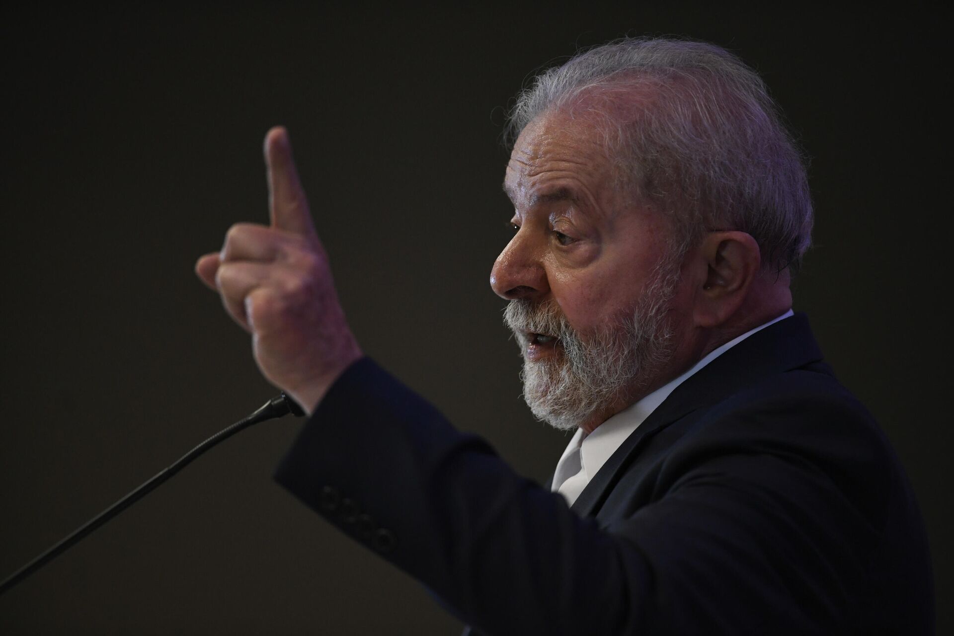 O ex-presidente Luiz Inácio Lula da Silva (PT) durante coletiva de imprensa realizada em Brasília, nesta sexta-feira - Sputnik Brasil, 1920, 16.11.2021