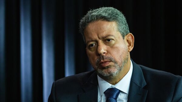 O deputado federal Arthur Lira (PP-AL), líder do centrão na Câmara dos Deputados, durante programa de entrevistas, Brasília, 9 de novmebro de 2021 - Sputnik Brasil