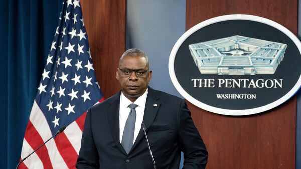 Secretário de Defesa dos EUA, Lloyd Austin durante briefing no Pentágono. EUA, 17 de novembro de 2021 - Sputnik Brasil