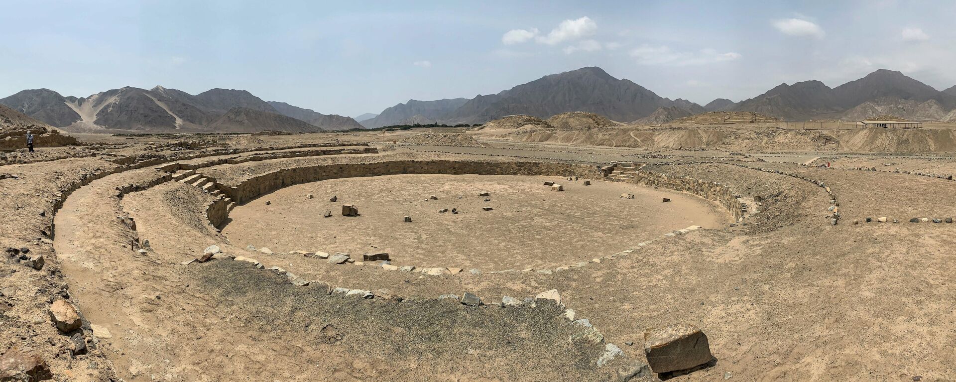 Panorama do complexo arqueológico de Caral em Supe, Peru, 13 de janeiro de 2021 - Sputnik Brasil, 1920, 28.11.2021