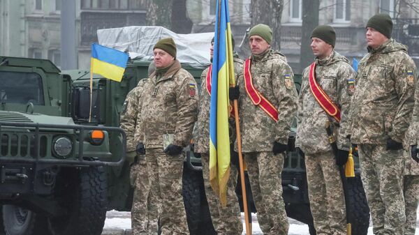 Soldados da Ucrânia participam de cerimônia militar em Kiev, Ucrânia, 6 de dezembro de 2021 - Sputnik Brasil