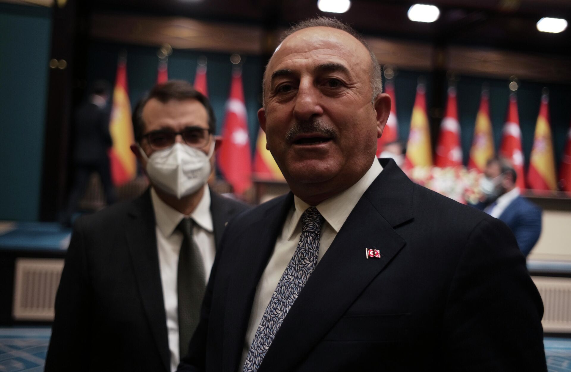 Chanceler turco, Mevlut Cavusoglu, no palácio presidencial em Ancara, Turquia, 17 de novembro de 2021 - Sputnik Brasil, 1920, 16.12.2021