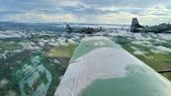 Aviões da Força Aérea Brasileira (FAB) em intercâmbio com a Força Aérea dos EUA (USAF), na base aérea de Porto Velho (BAPV), em Rondônia - Sputnik Brasil