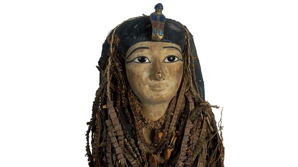 Máscara facial na múmia do faraó egípcio Amenhotep I - Sputnik Brasil