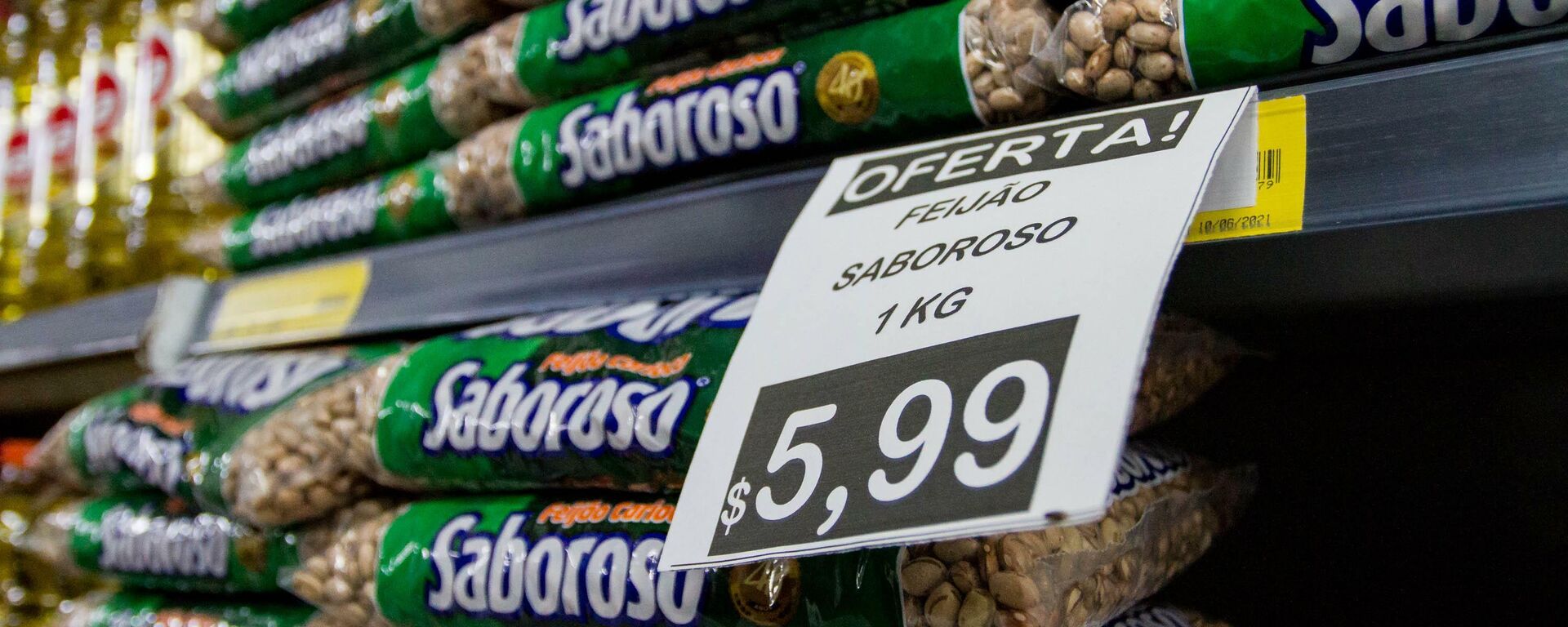 Em Limeira, no interior de São Paulo, alimentos são precificados em supermercado, em 11 de janeiro de 2022 - Sputnik Brasil, 1920, 11.01.2022