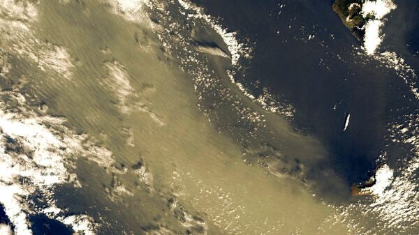 Nuvem de poeira do Saara passou pela Ilha das Canárias - Sputnik Brasil