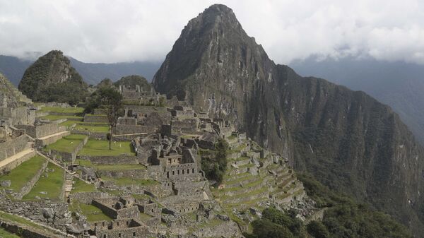 O sítio arqueológico de Machu Picchu desprovido de turistas, fechado em meio à pandemia de COVID-19, distrito de Cusco, Peru, 27 de outubro de 2020 - Sputnik Brasil
