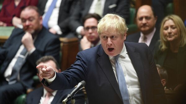 Em Londres, o primeiro-ministro Boris Johnson discursa na Câmara dos Comuns, em 31 de janeiro de 2022 - Sputnik Brasil