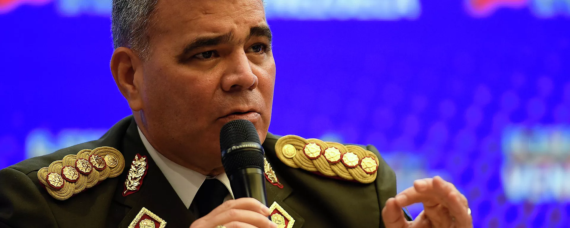 O ministro da Defesa venezuelano, Vladimir Padrino Lopez, em entrevista coletiva no palácio presidencial Miraflores, Caracas, Venezuela, 11 de janeiro de 2021 O ministro da Defesa venezuelano, Vladimir Padrino Lopez, em entrevista coletiva no palácio presidencial Miraflores, Caracas, Venezuela, 11 de janeiro de 2021 - Sputnik Brasil, 1920, 04.02.2022