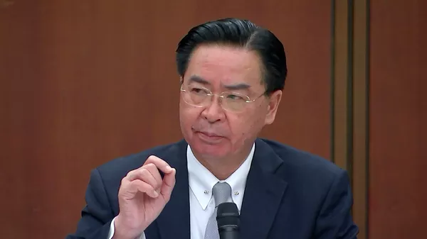 Em Taipei, o ministro das Relações Exteriores de Taiwan, fala durante uma apresentação, em 7 de abril de 2021 Em Taipei, o ministro das Relações Exteriores de Taiwan, fala durante uma apresentação, em 7 de abril de 2021 - Sputnik Brasil