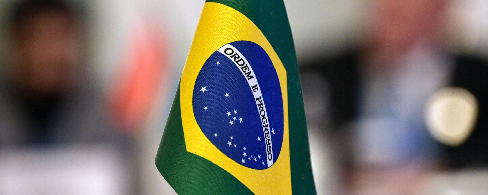 Bandeira do Brasil exibida em evento do BRICS em São Petersburgo, na Rússia - Sputnik Brasil, 1920, 17.07.2023