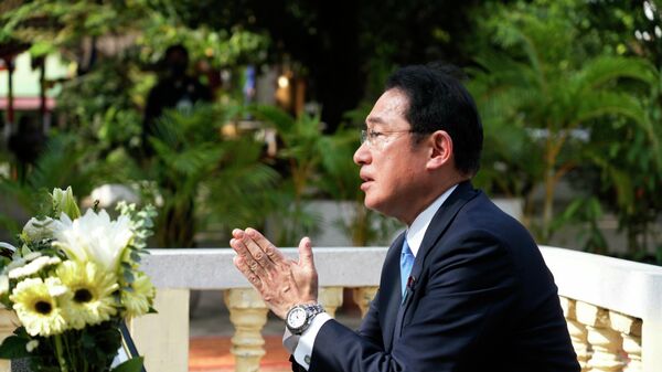 Premiê do Japão, Fumio Kishida, durante sua visita ao Camboja, 20 de março de 2022 - Sputnik Brasil