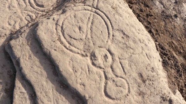 Misteriosos símbolos pictos descobertos na Escócia - Sputnik Brasil