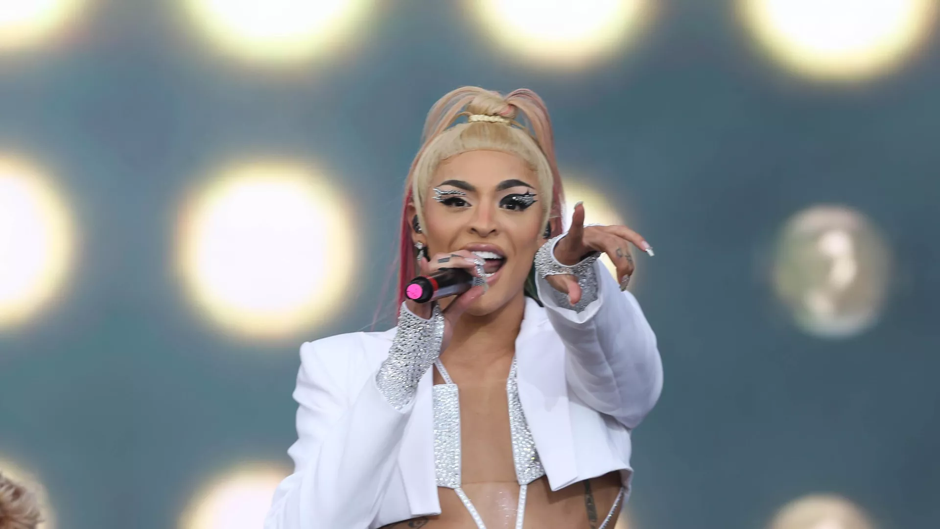 Em São Paulo, a cantora Pabllo Vittar se apresenta no festival Lollapalooza Brasil, em 25 de março de 2022. Em São Paulo, a cantora Pabllo Vittar se apresenta no festival Lollapalooza Brasil, em 25 de março de 2022. - Sputnik Brasil, 1920, 27.03.2022