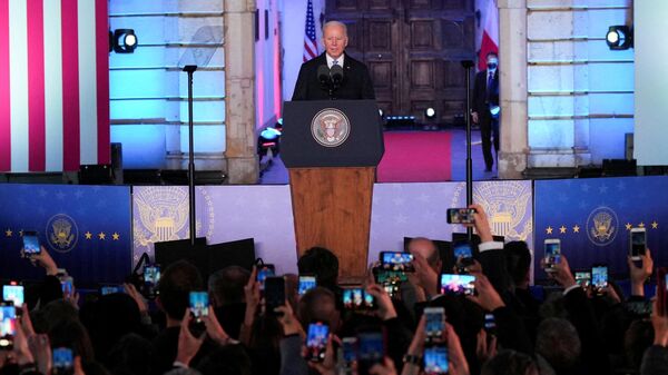 Joe Biden, presidente dos EUA, fala durante evento no Castelo Real em Varsóvia, Polônia, 26 de março de 2022 - Sputnik Brasil