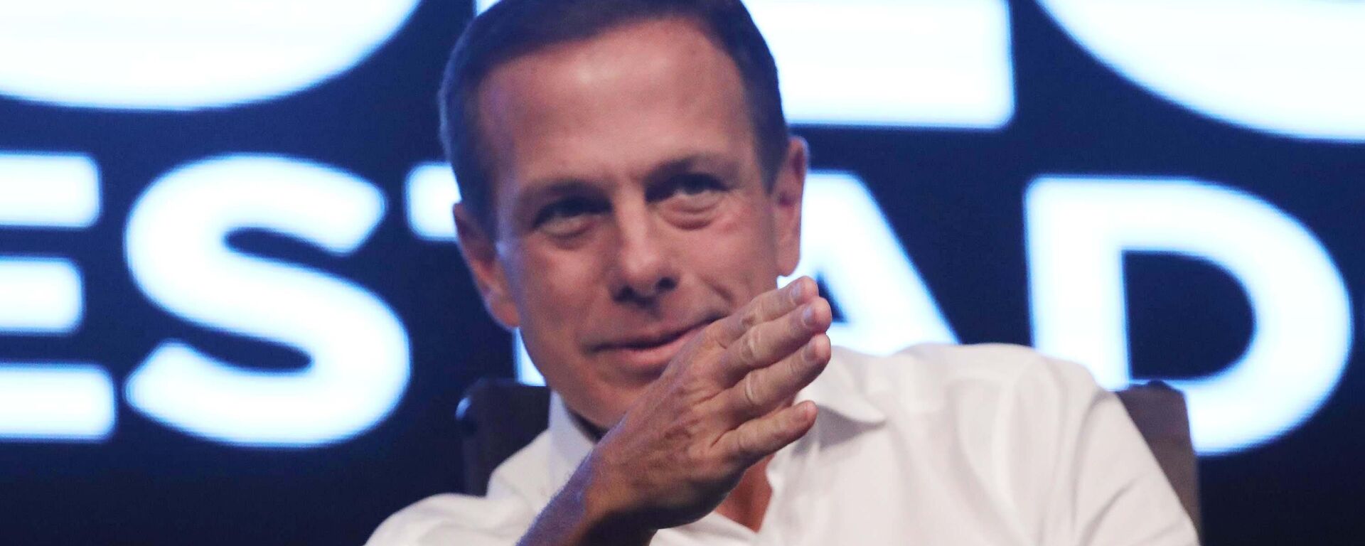 João Doria em coletiva de imprensa com a presença de correligionários tucanos em 31 de março de 2022. - Sputnik Brasil, 1920, 31.03.2022