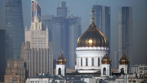 Panorama do Ministério das Relações Exteriores russo (à esquerda) e da Catedral de Cristo Salvador (à direita) em Moscou, Rússia, foto publicada em 24 de março de 2022 - Sputnik Brasil