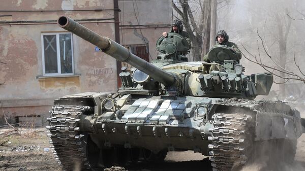 Militares de Donetsk avançando em Mariupol - Sputnik Brasil