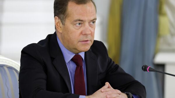 Dmitry Medvedev, vice-presidente do Conselho de Segurança da Rússia, durante reunião em 7 de abril de 2022 - Sputnik Brasil
