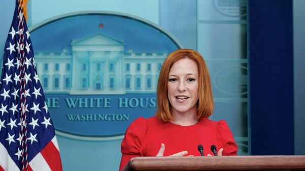 A porta-voz da Casa Branca, Jen Psaki, fala na própria sede do governo, em Washington, em 4 de maio de 2022. - Sputnik Brasil