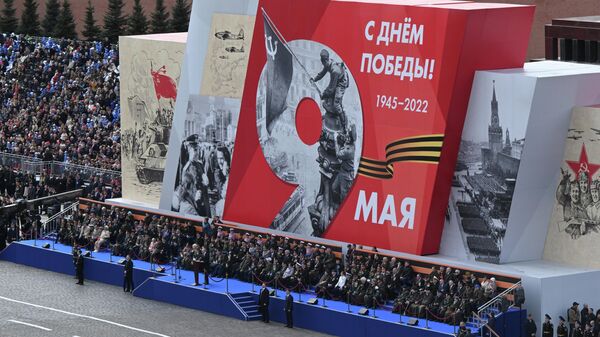 Vladimir Putin, presidente russo, em parada militar comemorativa da Vitória na Grande Guerra pela Pátria (parte da Segunda Guerra Mundial, compreendida entre 22 de junho de 1941 e 9 de maio de 1945 e limitada às hostilidades entre a União Soviética e a Alemanha nazista e seus aliados) na Praça Vermelha, Moscou, Rússia, 9 de maio de 2022 - Sputnik Brasil
